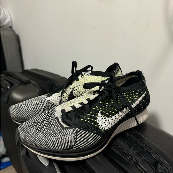 Nike flyknit racer - Picture 3 of 3